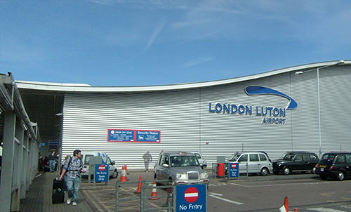 Luton airport minibus travel